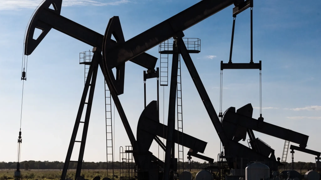 Нефть Urals в апреле стала дороже премиального сорта ESPO
